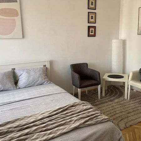 Appartamento Nikola Ns2 Novi Sad Esterno foto